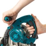 Scie plongeante 1300 W lame 165 mm rail de guidage profondeur coupe 56 mm 5200 tr/min