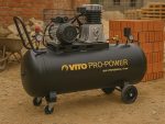 Compresseur d’air 200 L 3000 W 10 bars à courroie sur roues